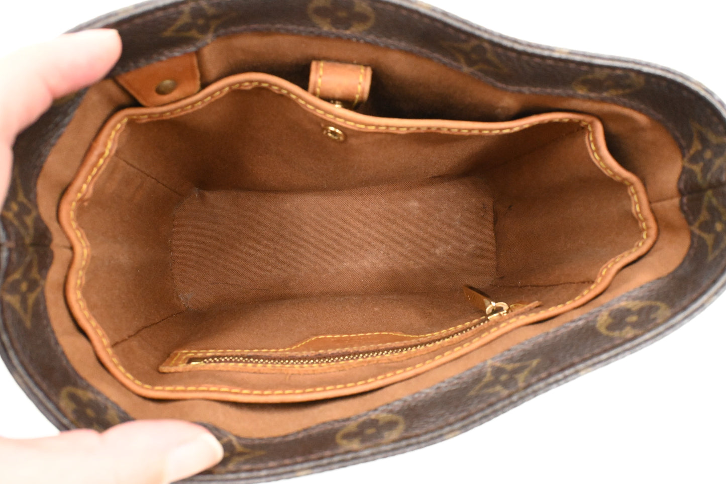 Louis Vuitton Vavin PM in Monogram Canvas