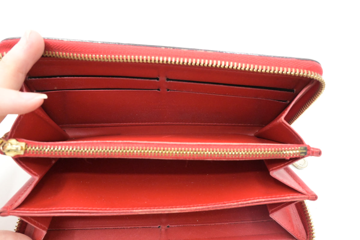 Louis Vuitton Long Zippy Wallet in Red Sweet Vernis Leather