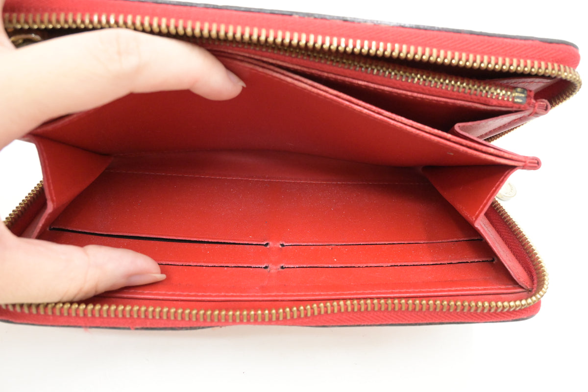 Louis Vuitton Long Zippy Wallet in Red Sweet Vernis Leather