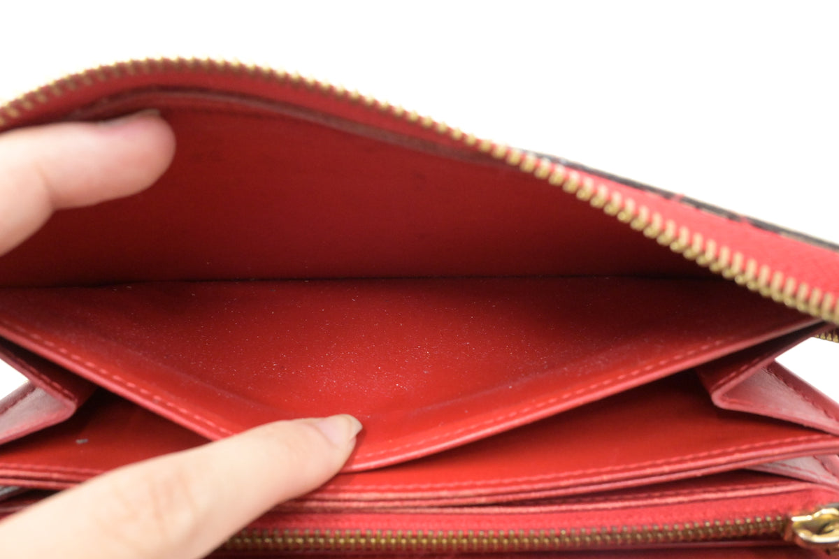 Louis Vuitton Long Zippy Wallet in Red Sweet Vernis Leather