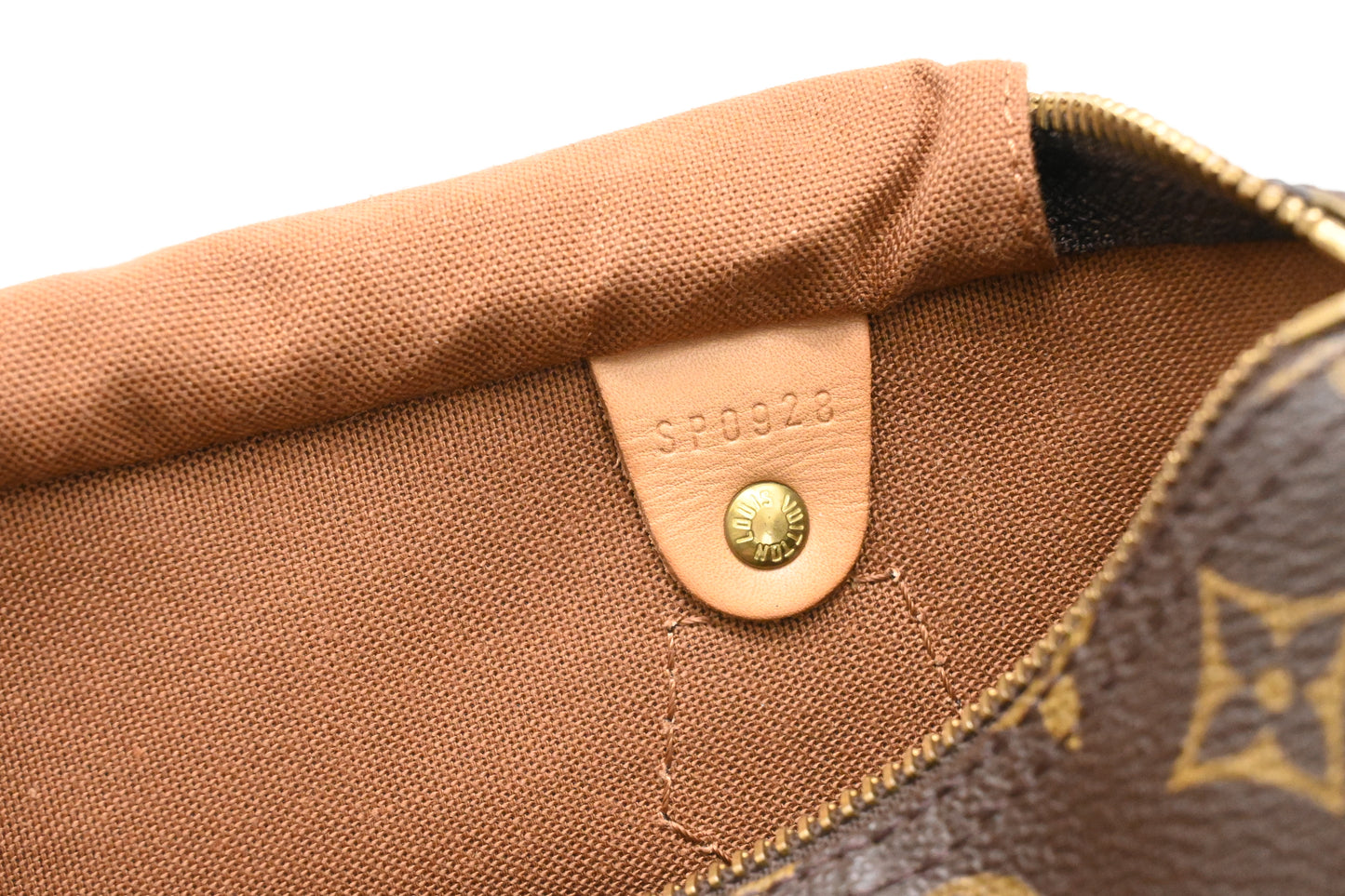Louis Vuitton Speedy 30 in Monogram Canvas