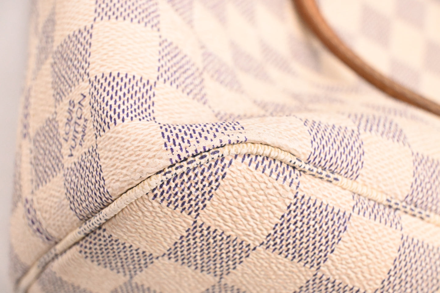 Louis Vuitton Neverfull PM in Damier Azur Canvas