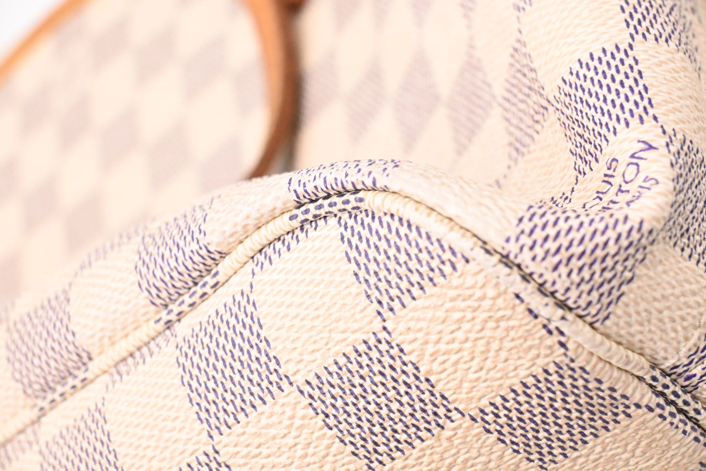 Louis Vuitton Neverfull PM in Damier Azur Canvas