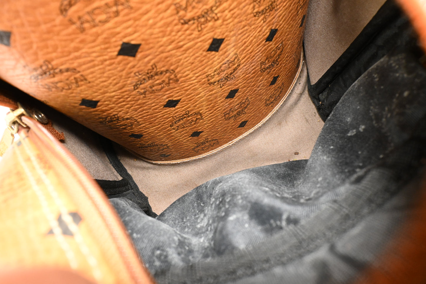 MCM Golf Bag in Cognac Visetos Canvas