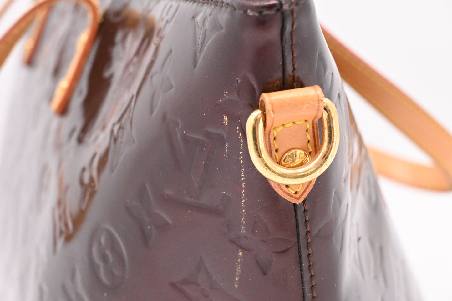 Louis Vuitton Bellevue GM in Amarante Vernis Leather