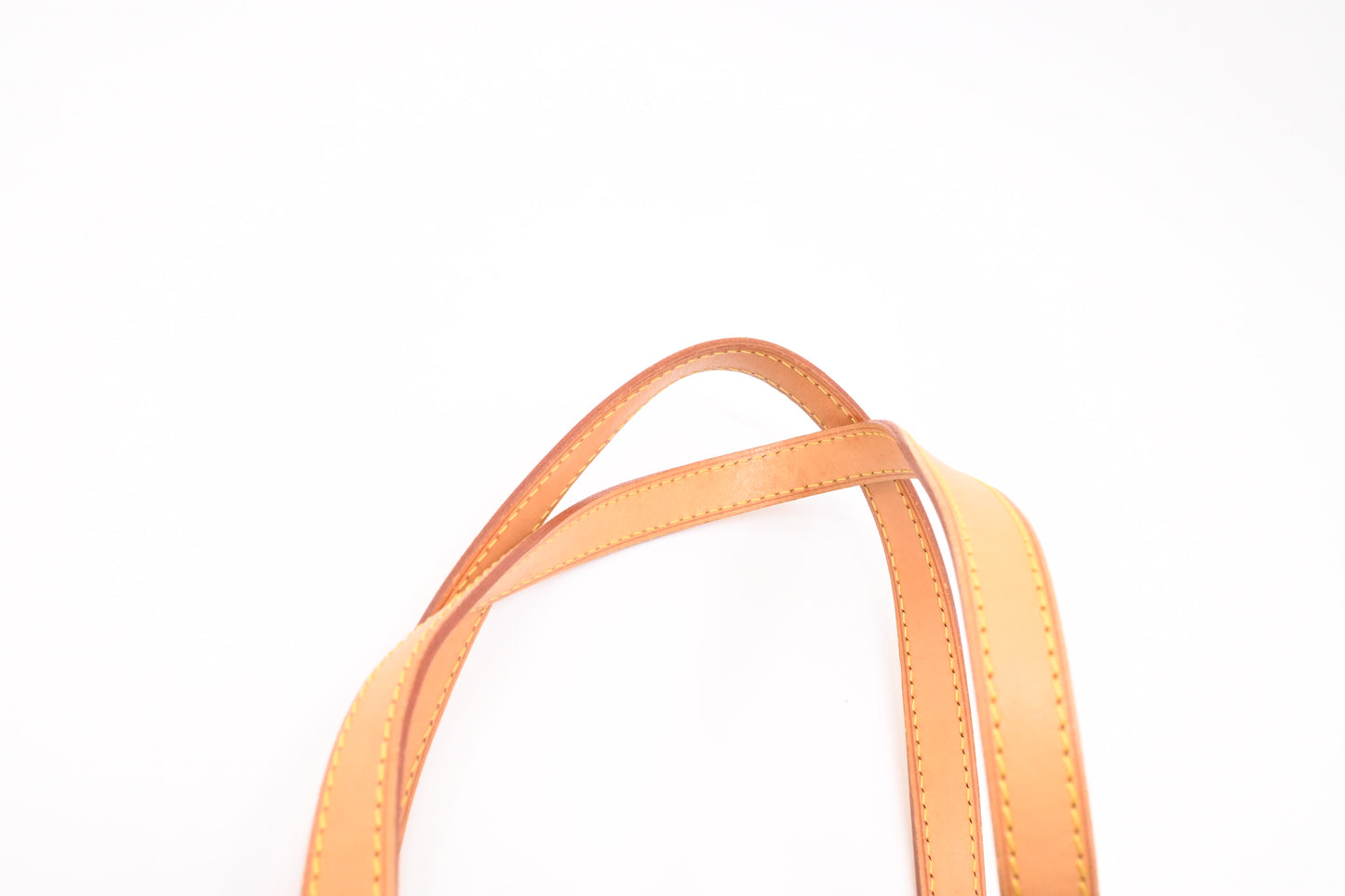 Louis Vuitton Bellevue GM in Amarante Vernis Leather