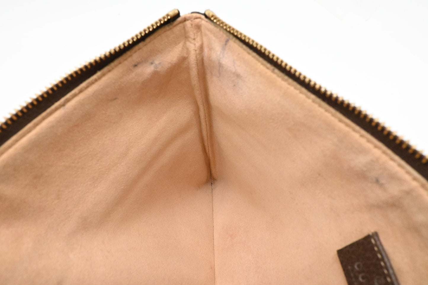 Gucci Clutch in GG Supreme Canvas