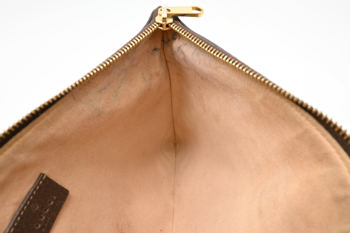 Gucci Clutch in GG Supreme Canvas