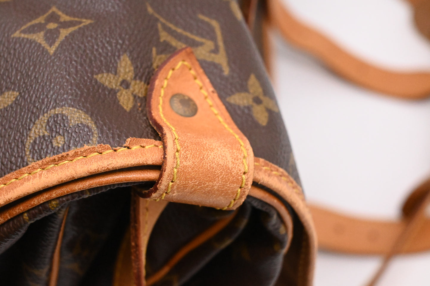Louis Vuitton Saumur 43 in Monogram Canvas
