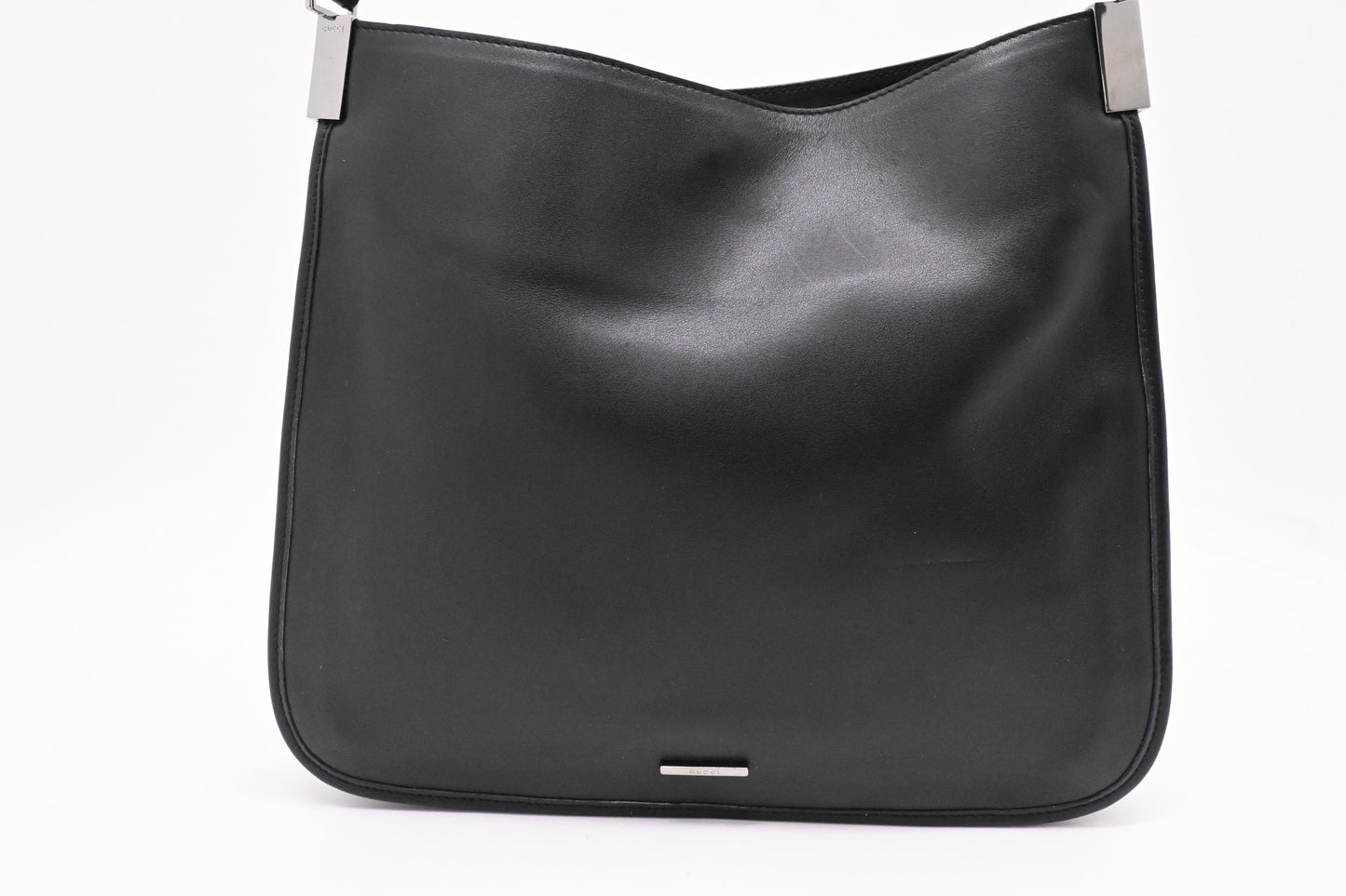 Gucci Shoulder Bag in Black Leather