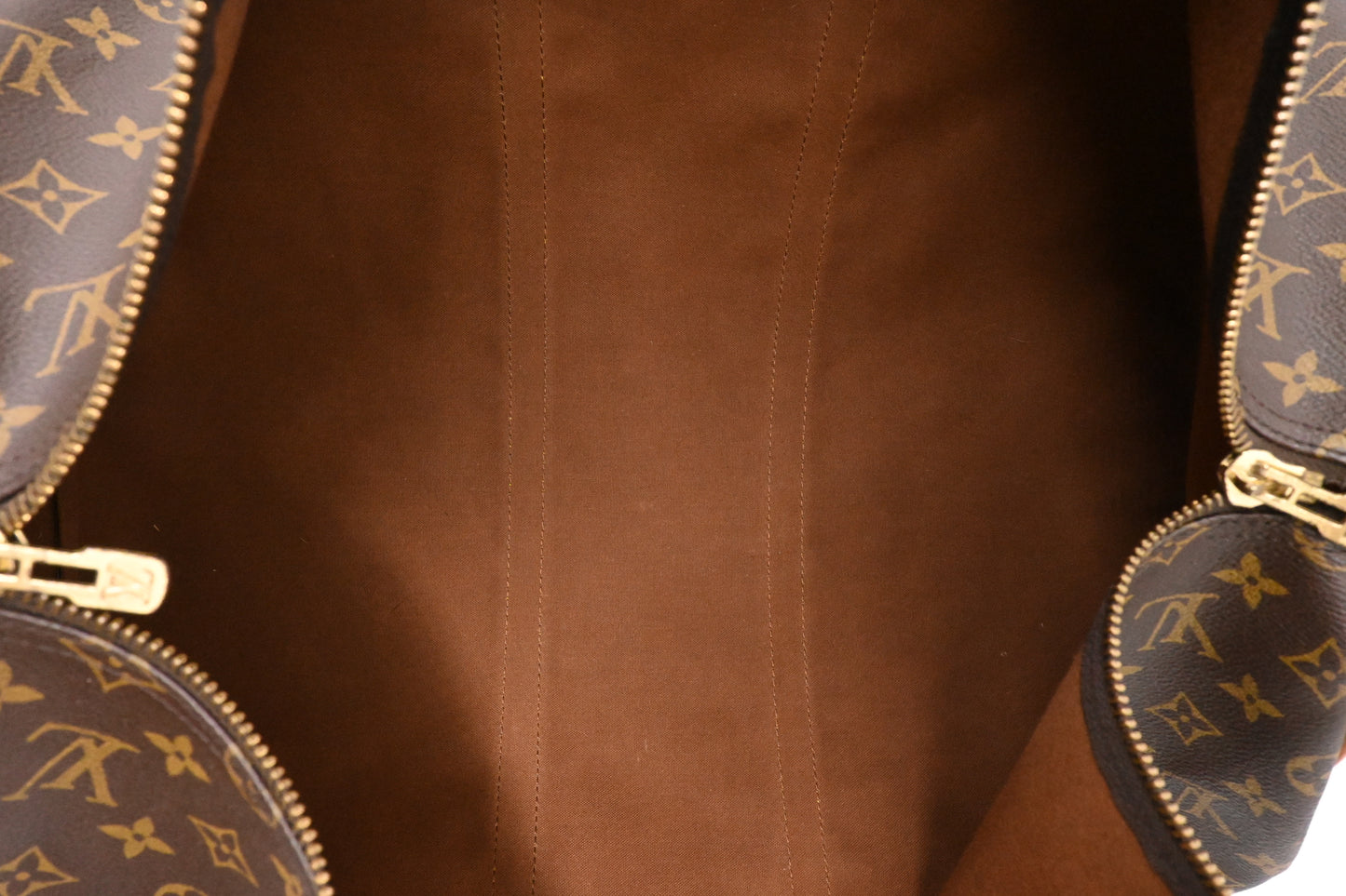 Louis Vuitton Keepall 55 in Monogram Canvas