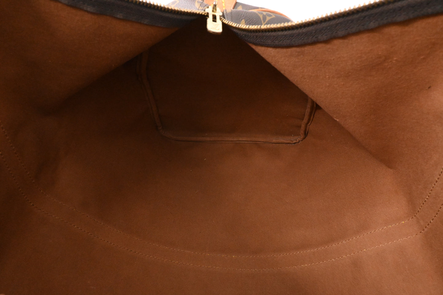 Louis Vuitton Keepall 55 in Monogram Canvas