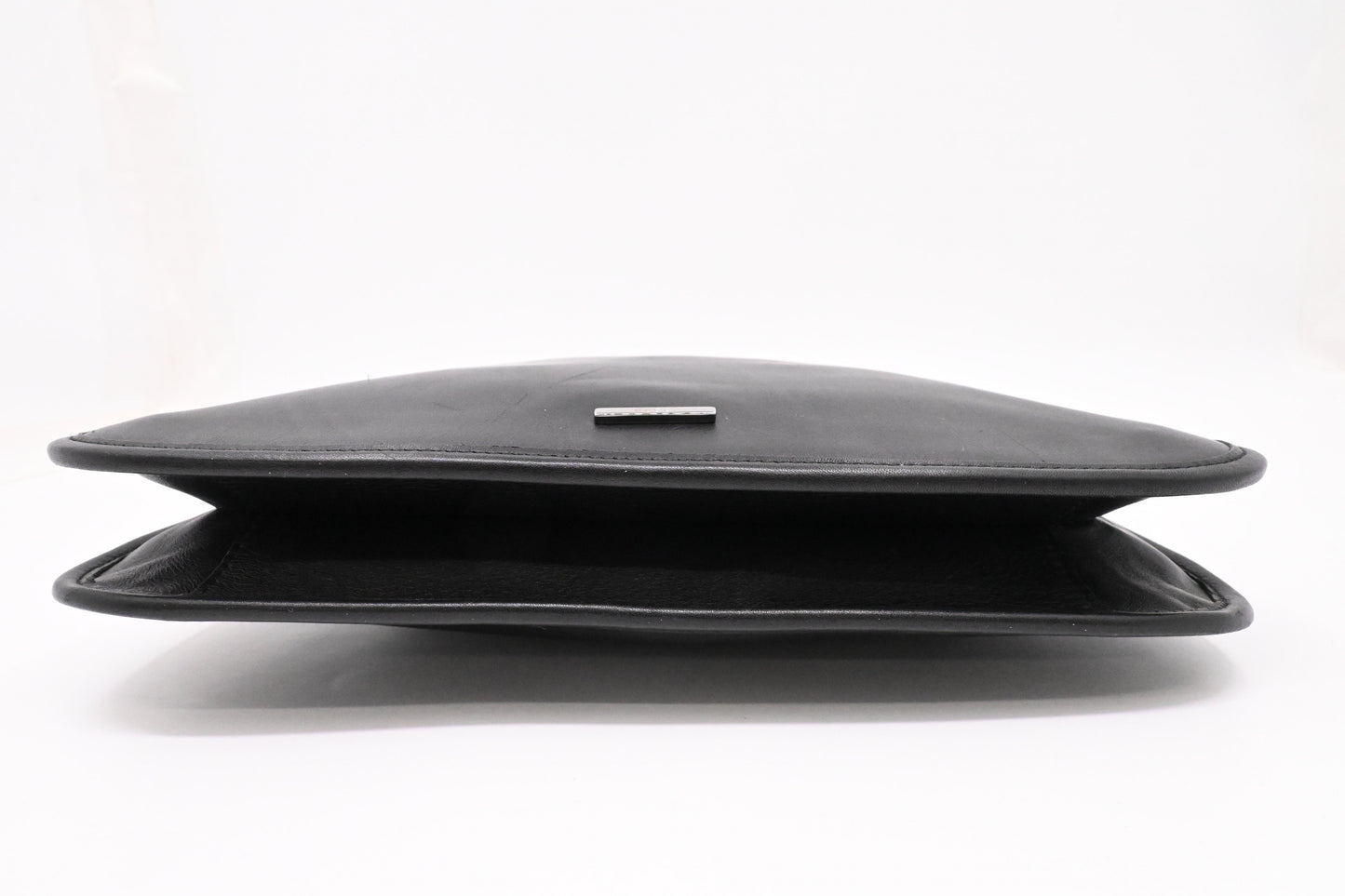 Gucci Shoulder Bag in Black Leather