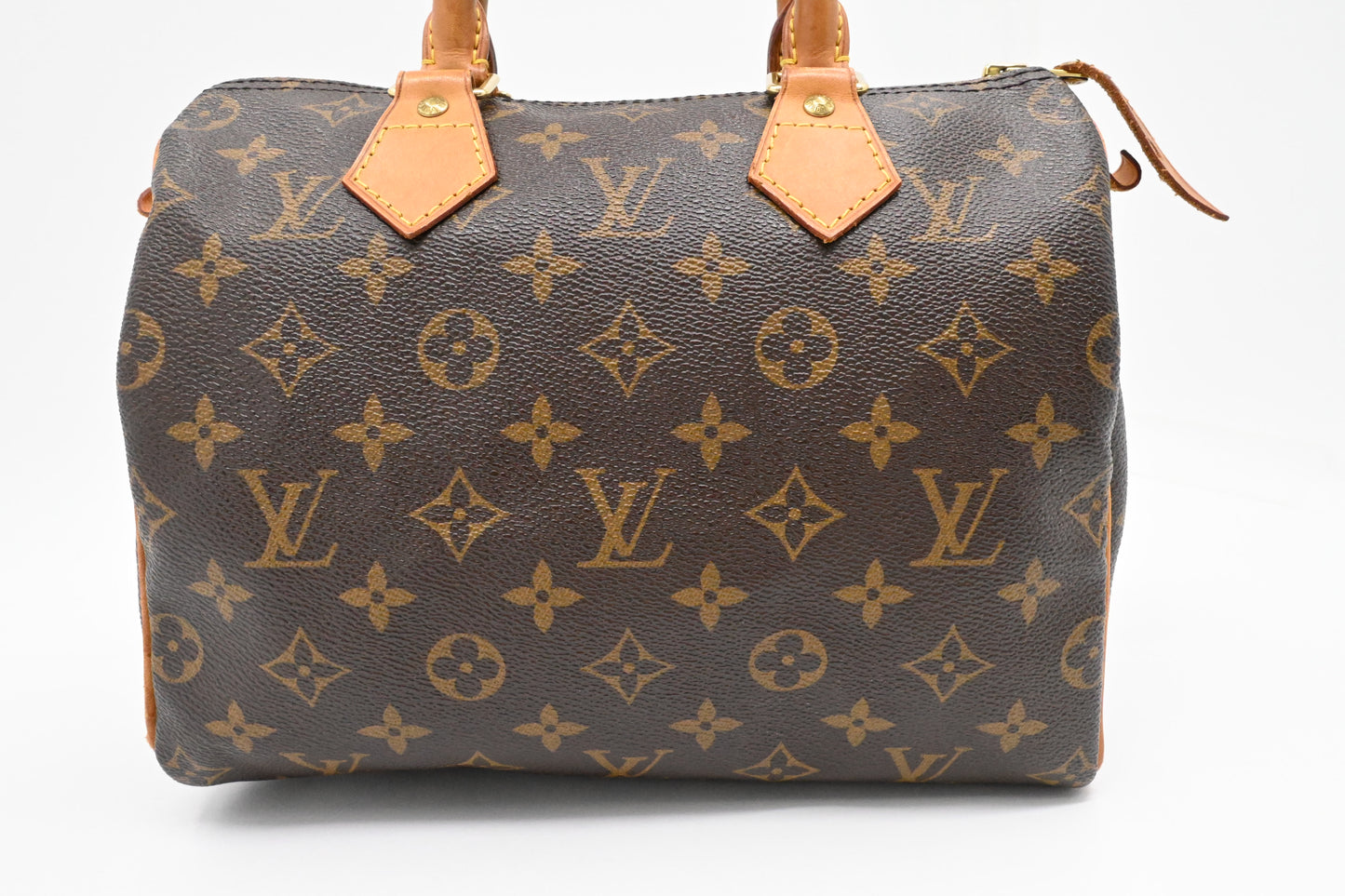 Louis Vuitton Speedy 25 in Monogram Canvas