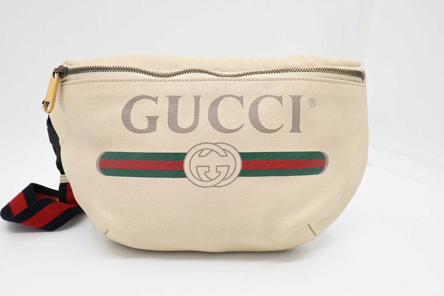 Gucci Bumbag in White Leather