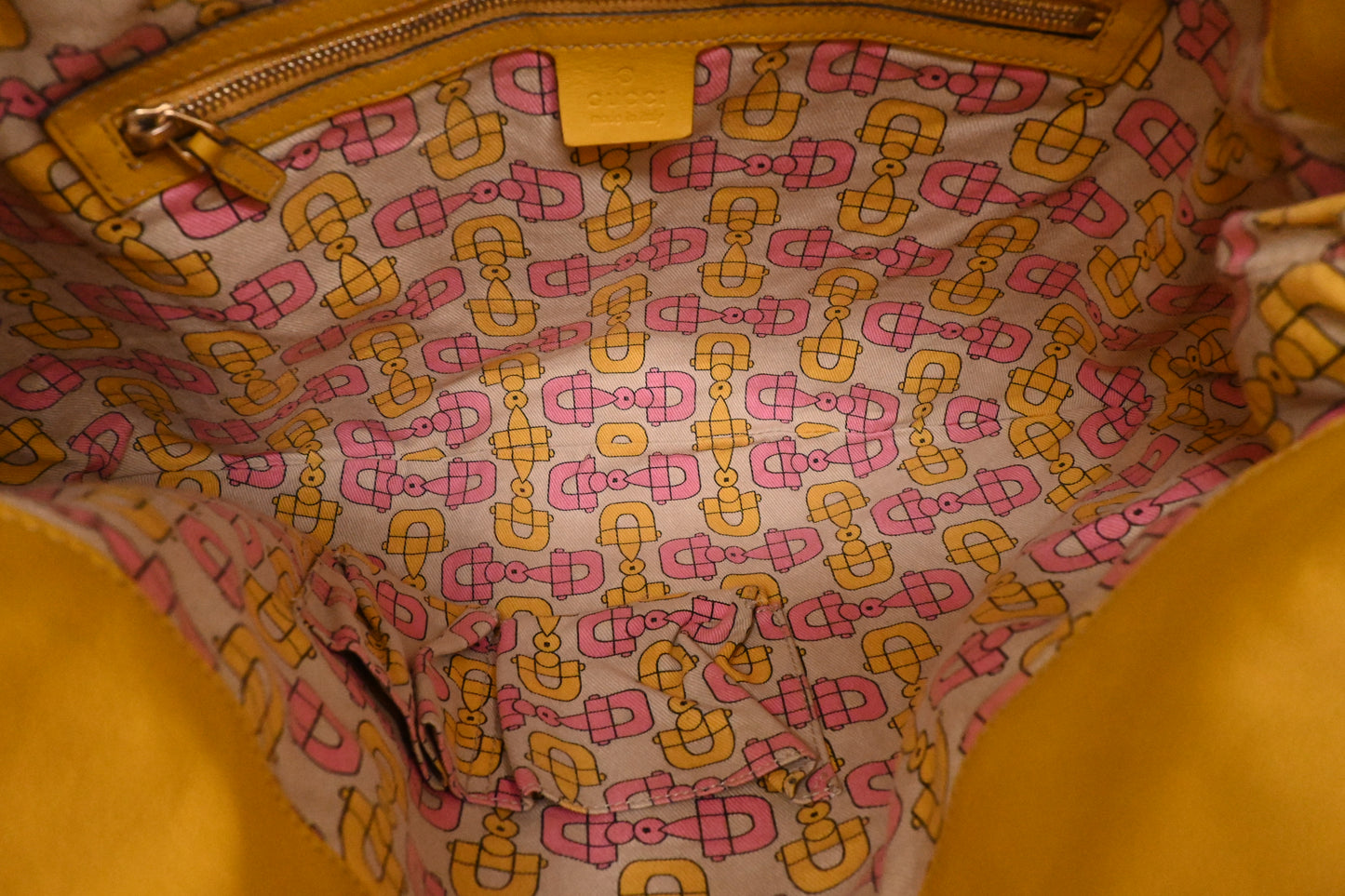 Gucci Tote Bag in Yellow Guccissima Leather
