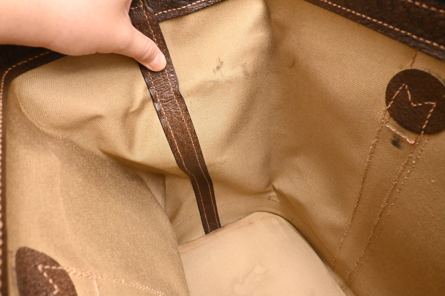 Gucci Travel Bag in GG Supreme Canvas