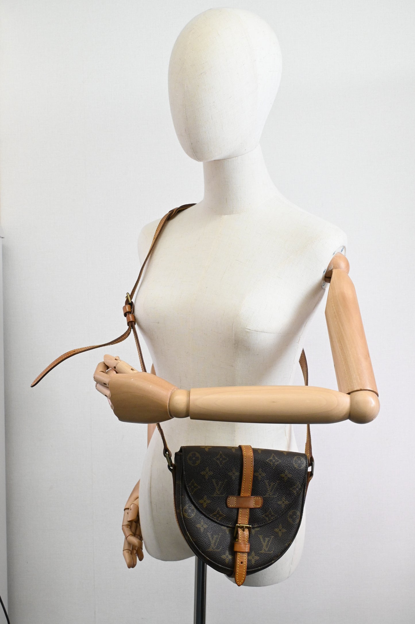 Louis Vuitton Chantilly PM in Monogram Canvas