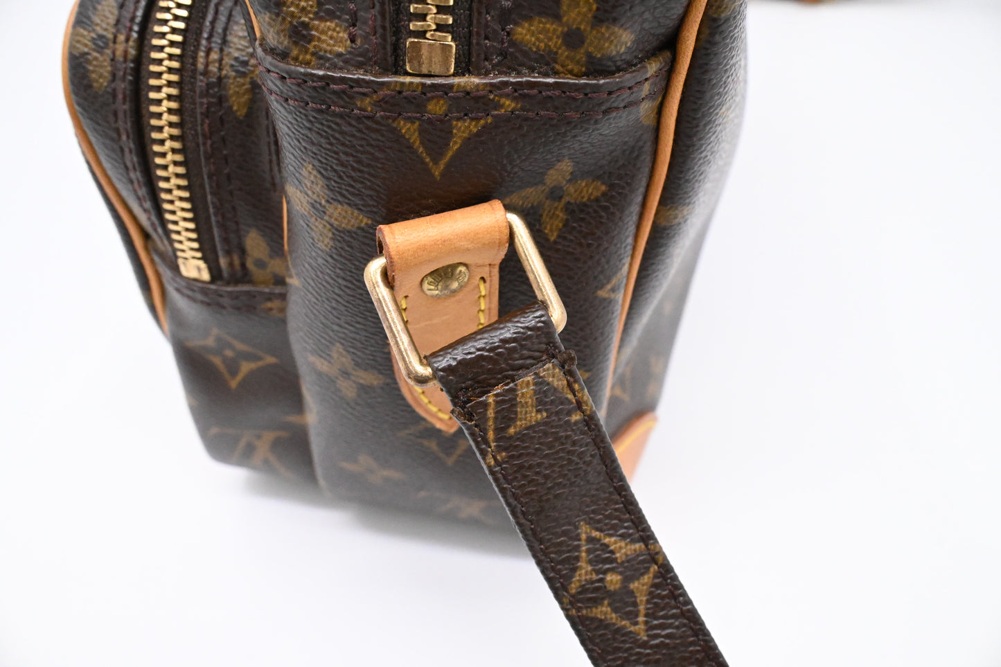Louis Vuitton Nile in Monogram Canvas