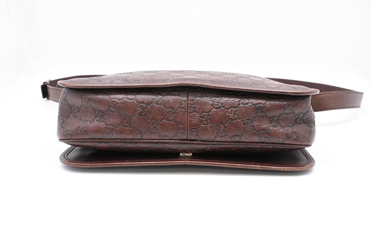 Gucci Messenger Bag in Dark Brown Guccissima Leather