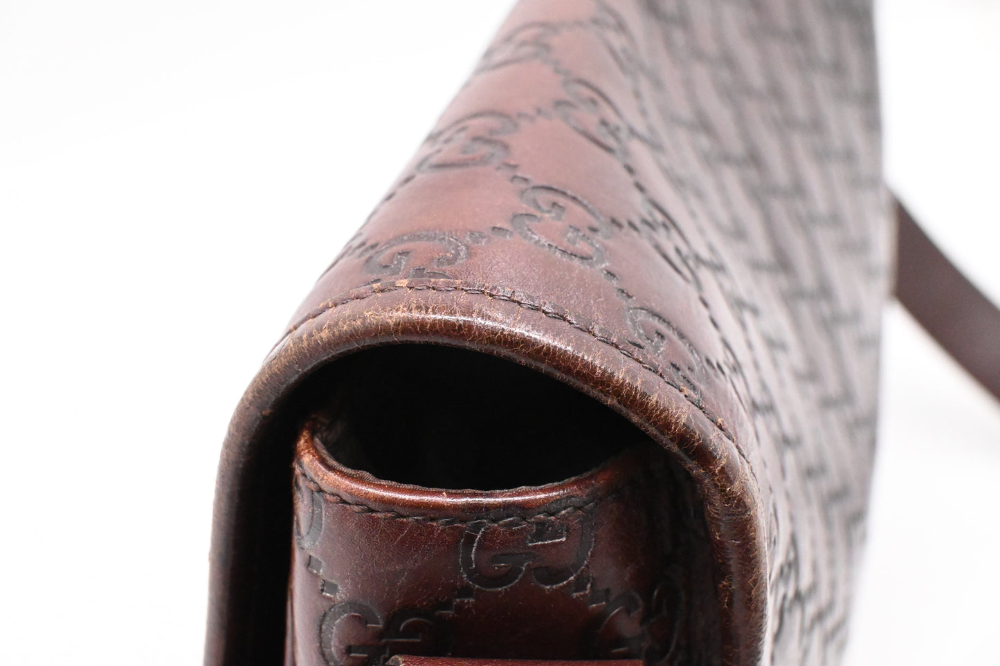 Gucci Messenger Bag in Dark Brown Guccissima Leather
