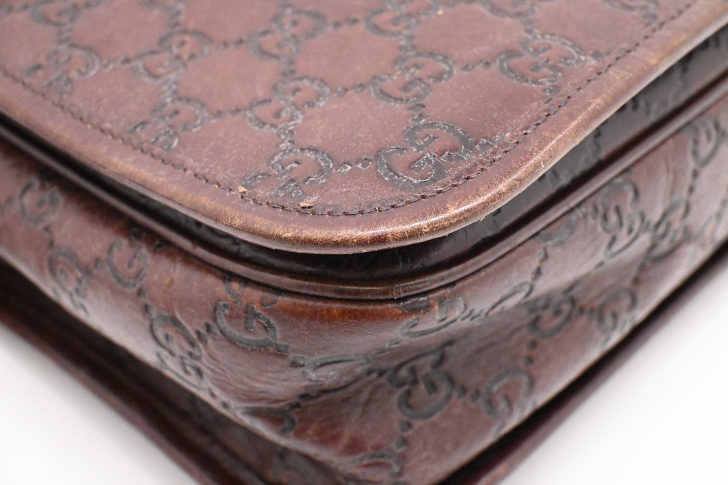 Gucci Messenger Bag in Dark Brown Guccissima Leather