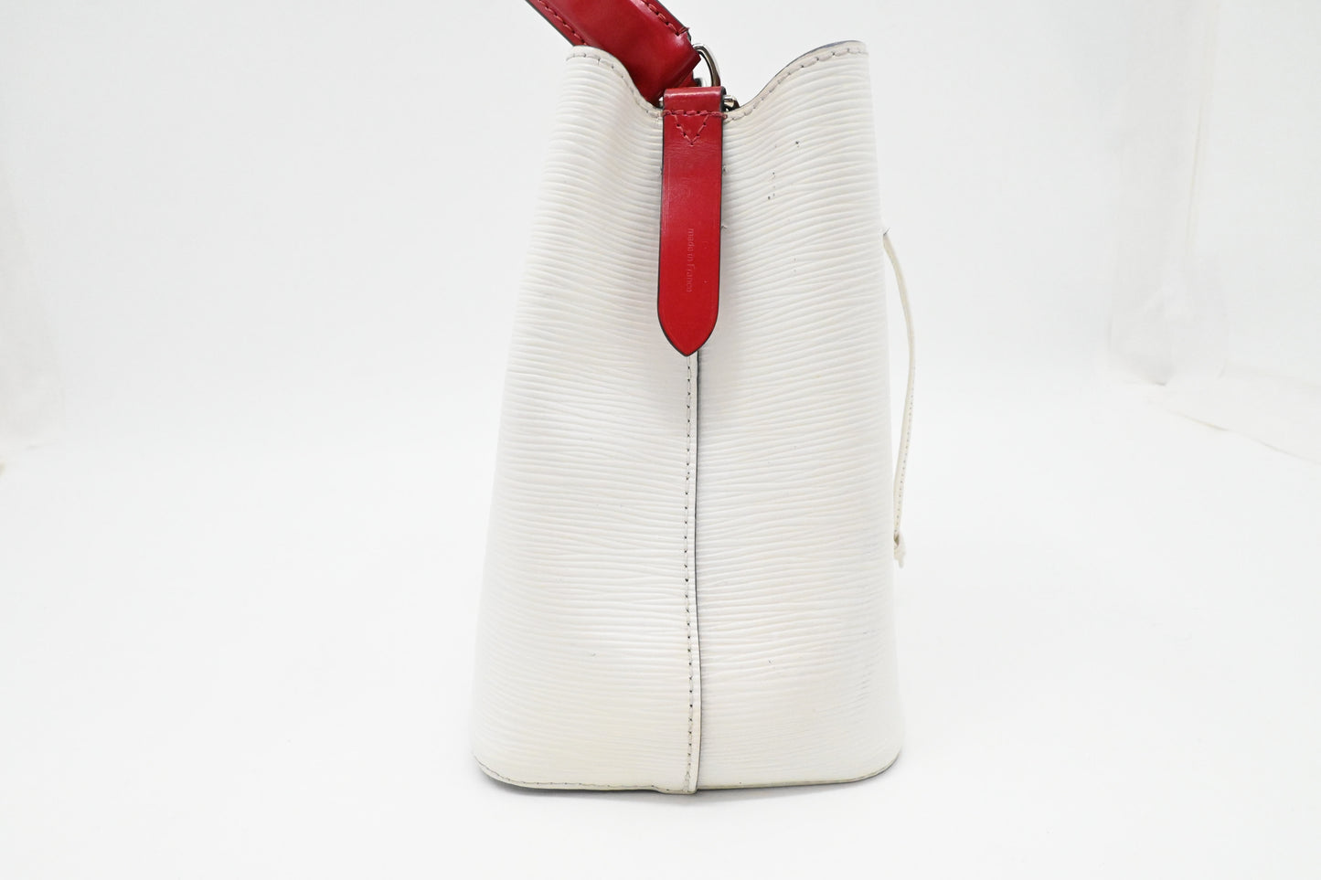 Louis Vuitton Neo Noe BB in White Epi Leather