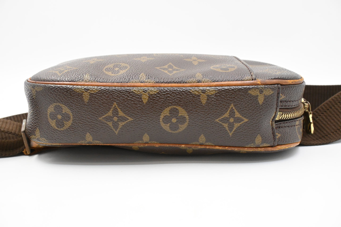 Louis Vuitton Pochette Gange in Monogram Canvas