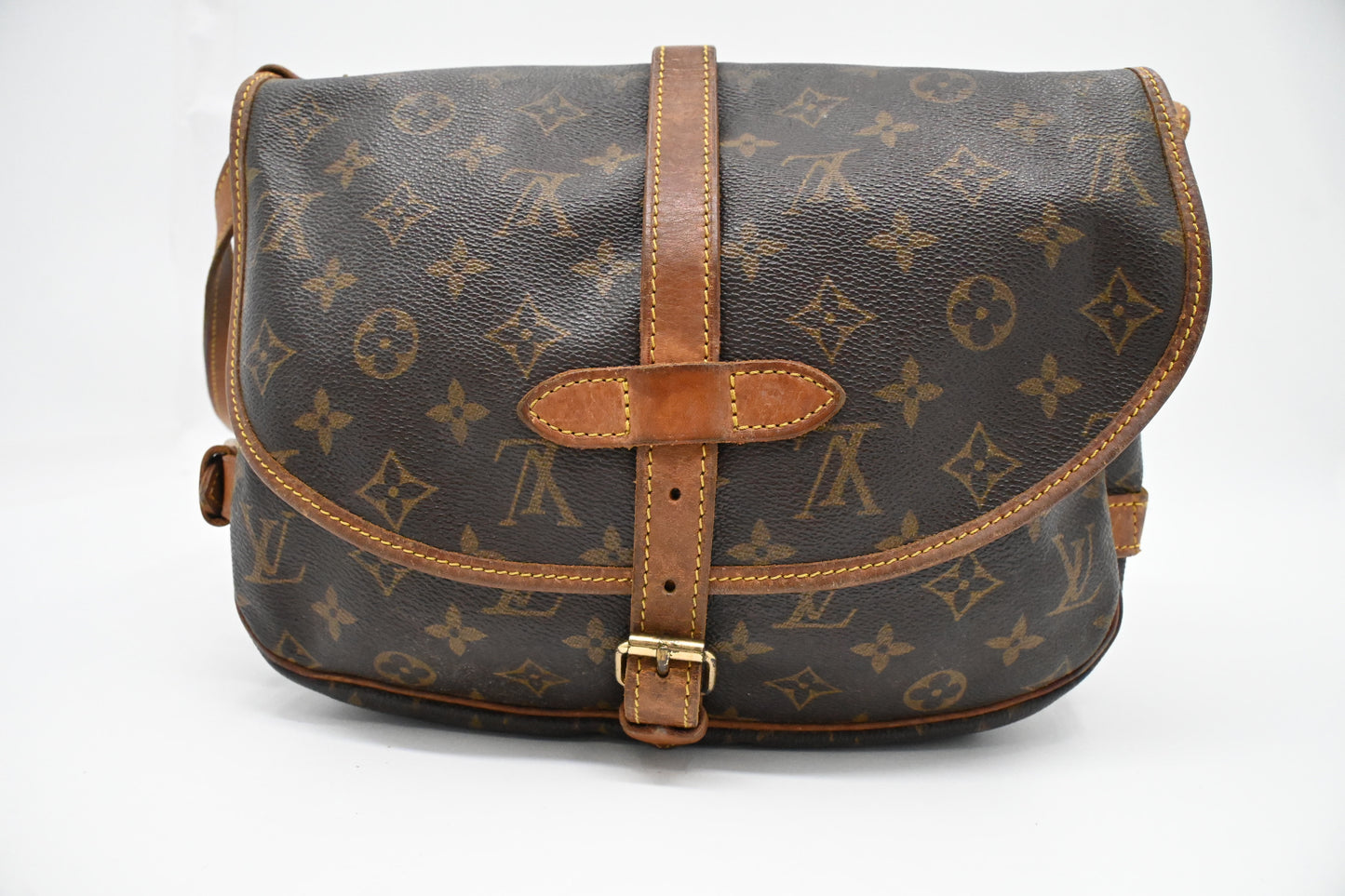 Louis Vuitton Saumur 30 in Monogram Canvas