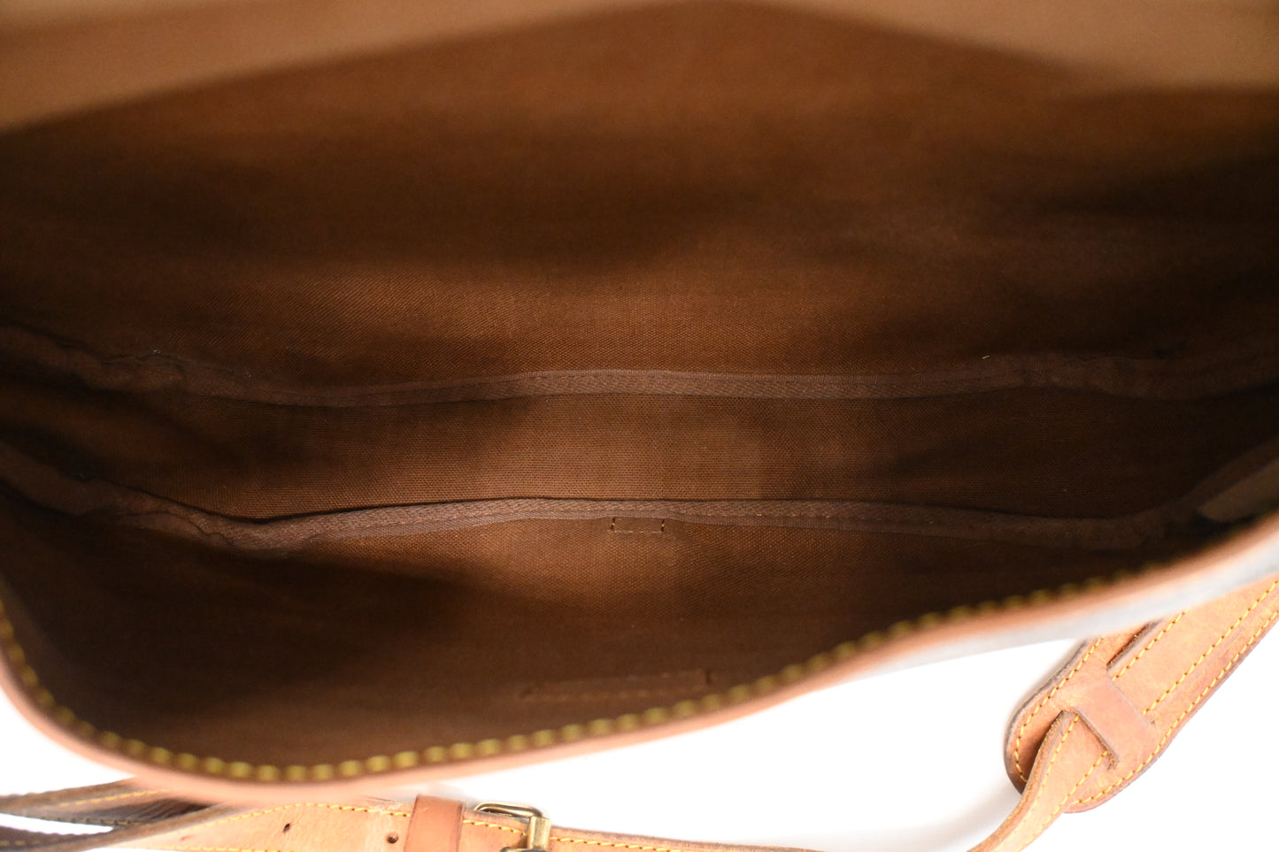 Louis Vuitton Saumur 30 in Monogram Canvas