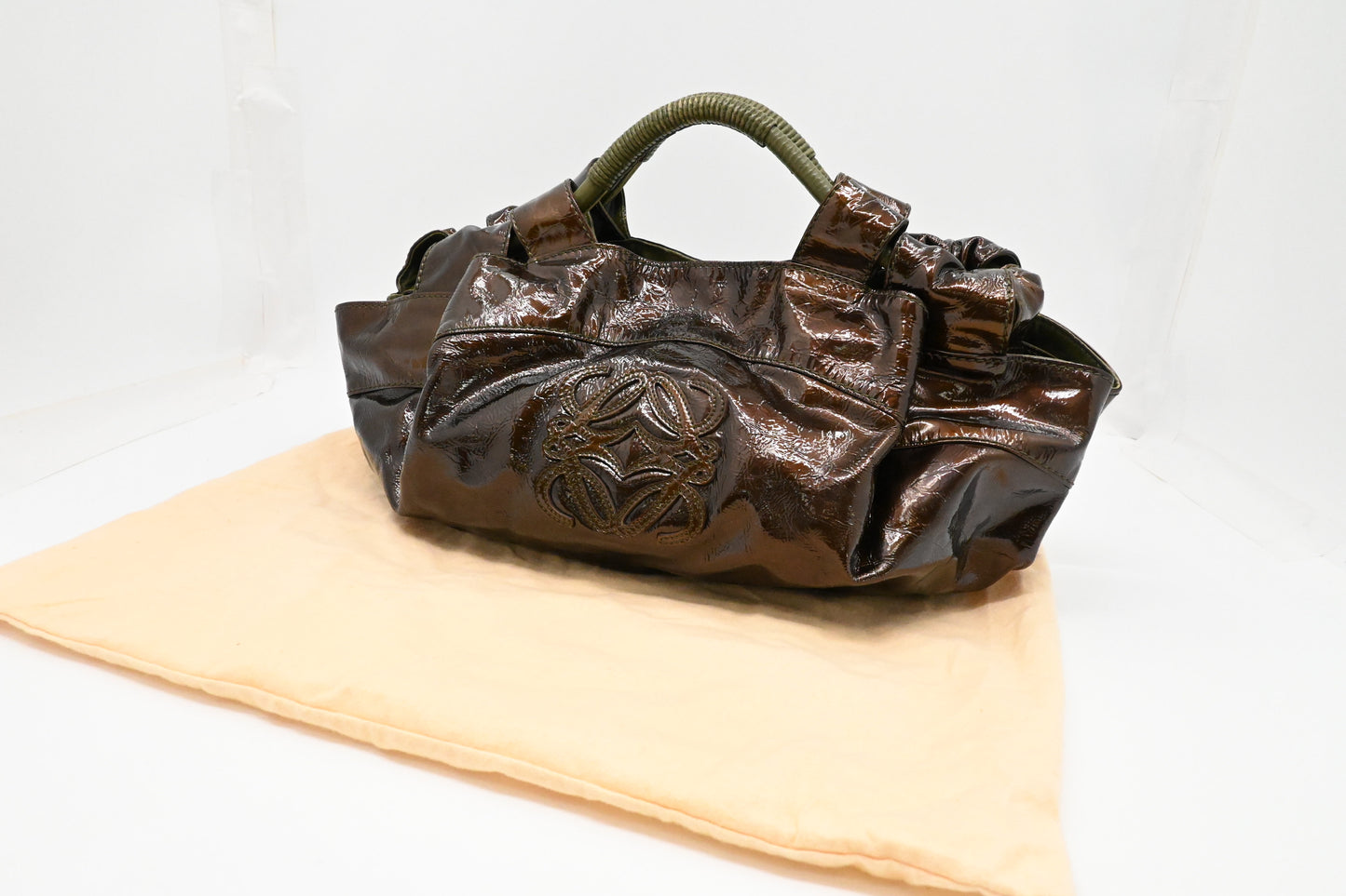 Loewe Nappa Aire Handbag in Brown Patent Leather