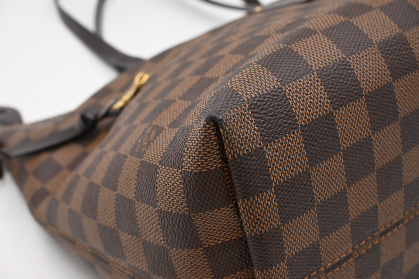 Louis Vuitton Lena MM in Damier Ebene Canvas