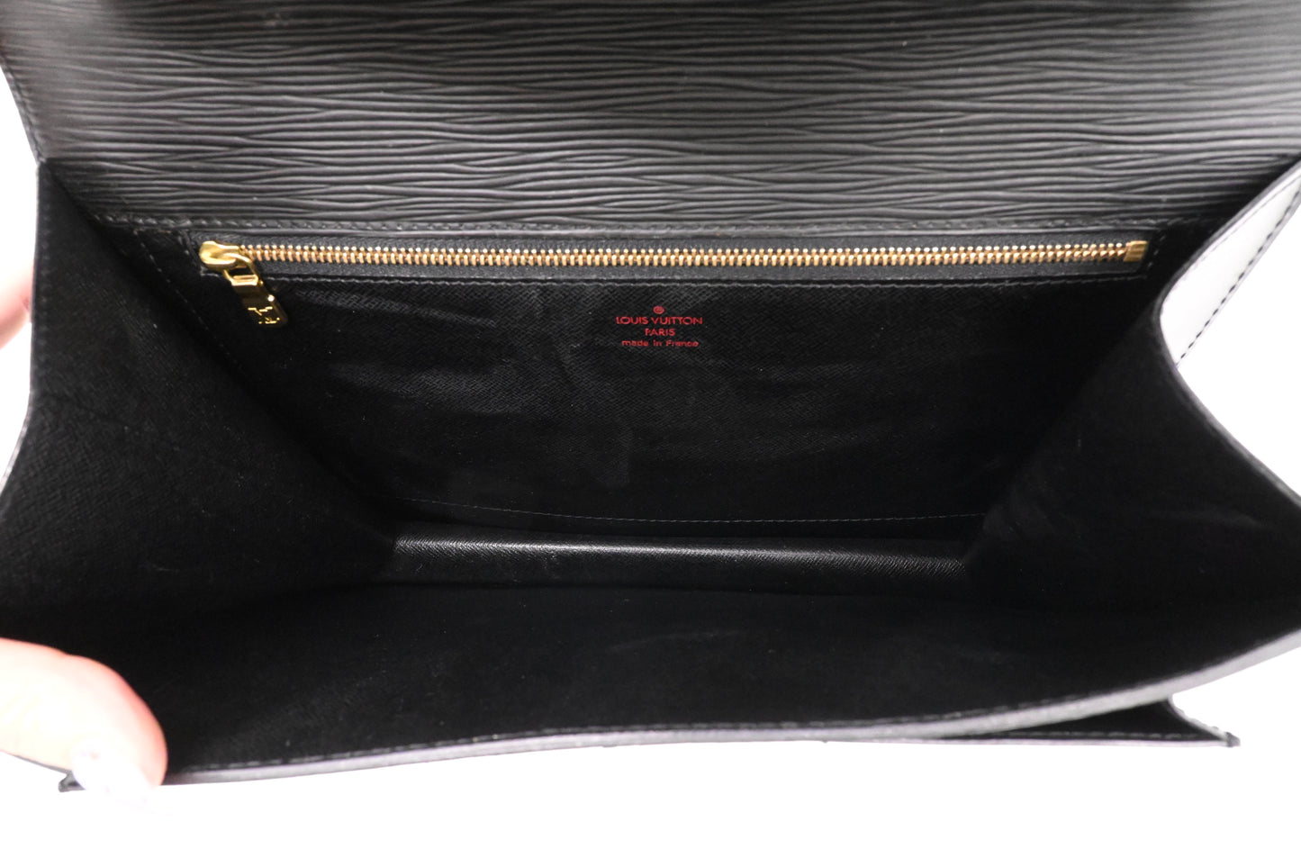 Louis Vuitton Monceau in Black Epi Leather