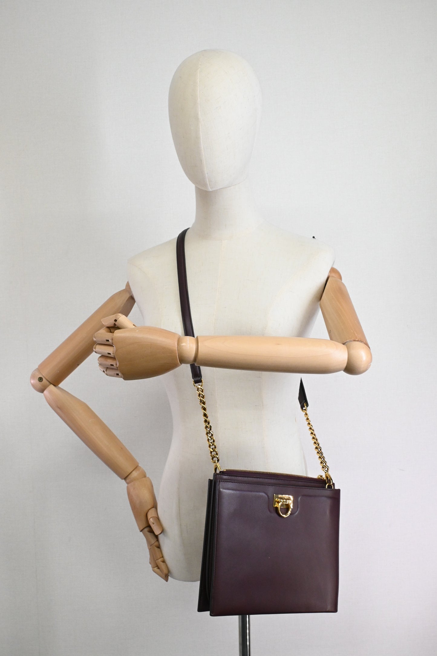 Ferragamo Crossbody Bag in Purple Leather