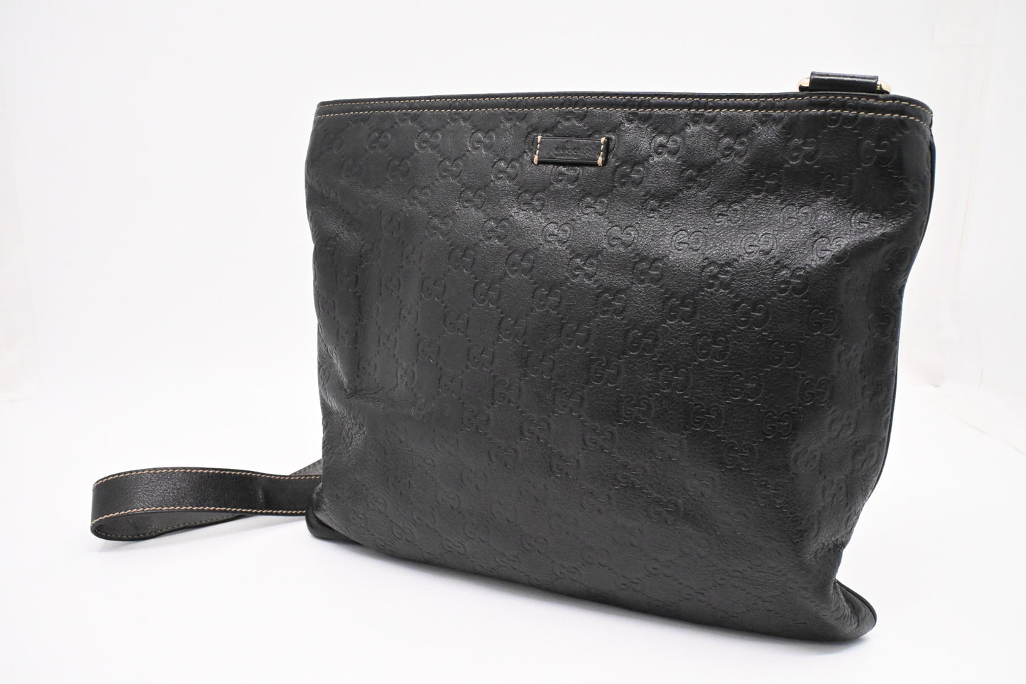 Gucci Crossbody in Black Guccissima Leather