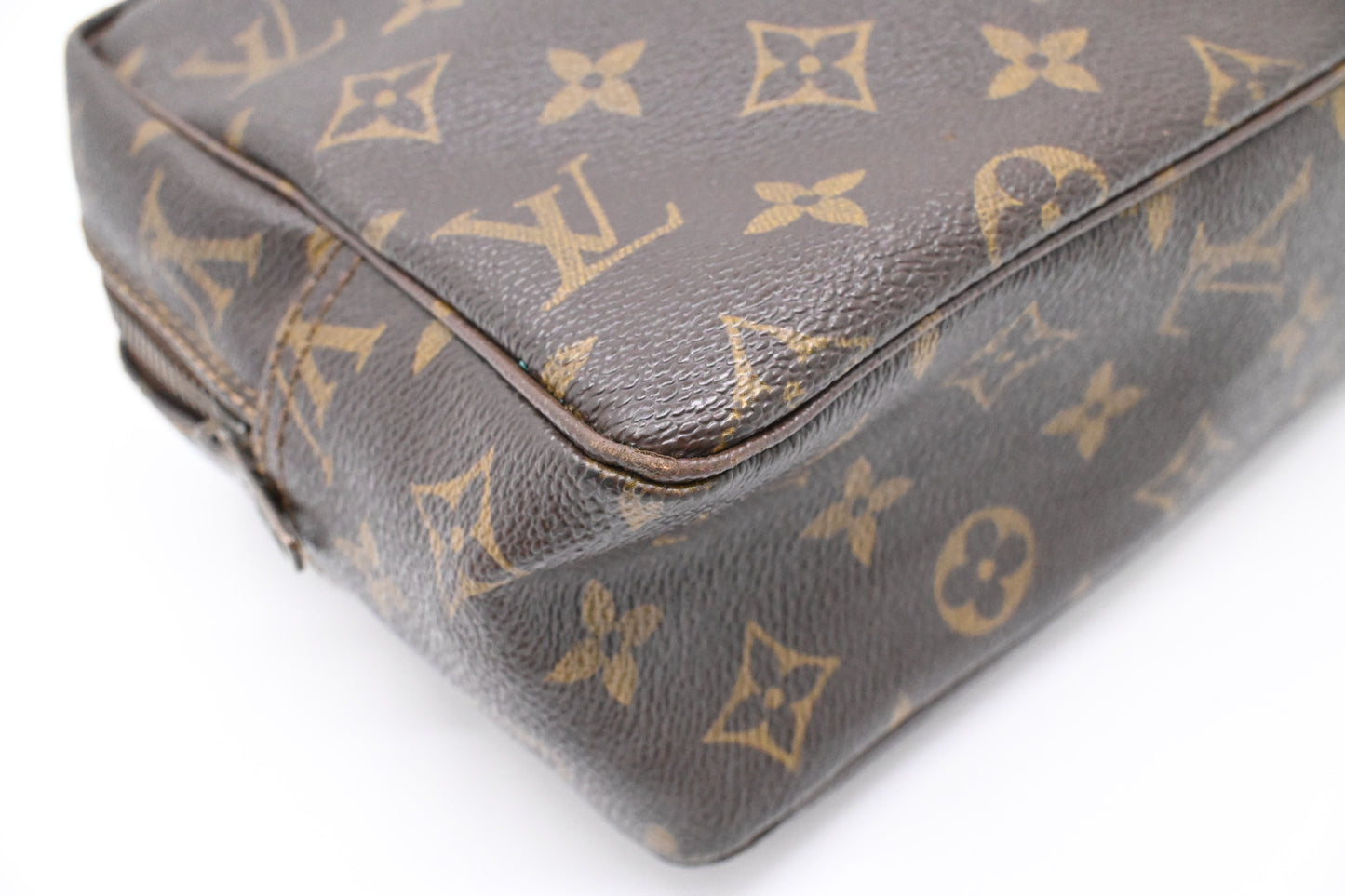 Louis Vuitton Trousse 28 in Monogram Canvas