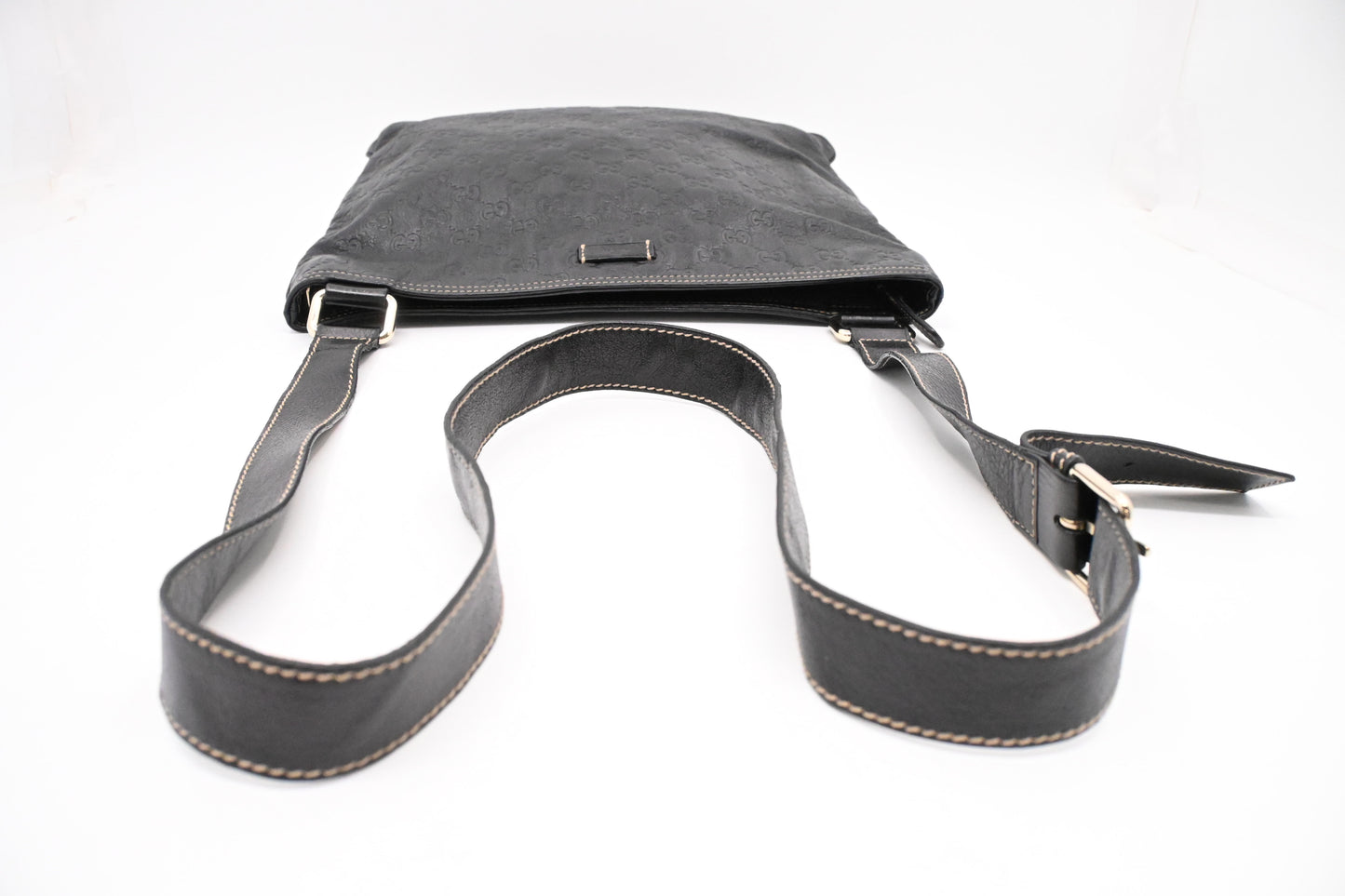 Gucci Crossbody in Black Guccissima Leather