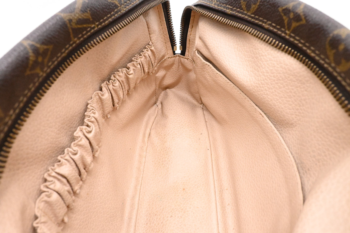 Louis Vuitton Trousse 28 in Monogram Canvas