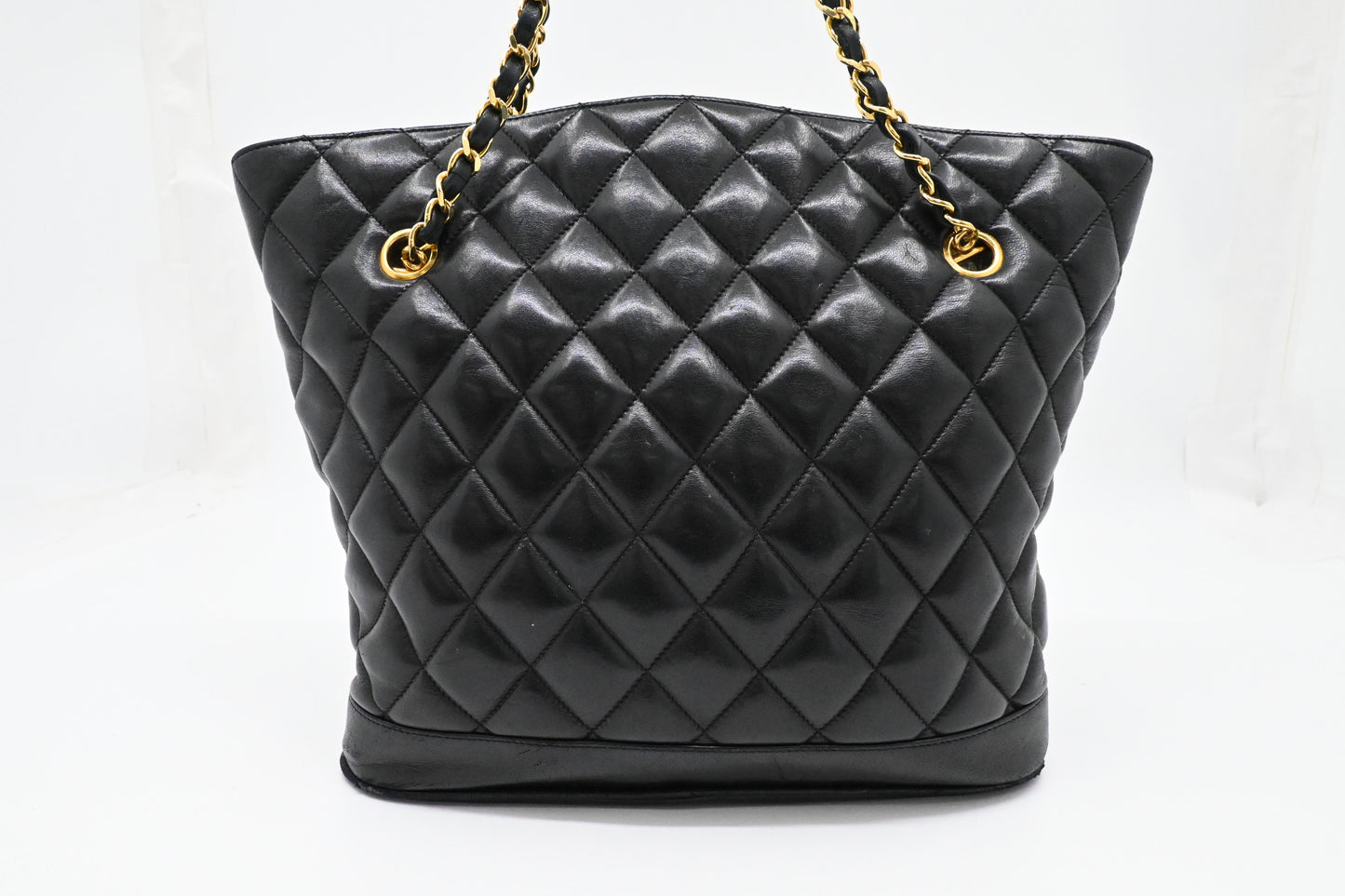 Chanel Chain Shoulder Bag in Black Leather