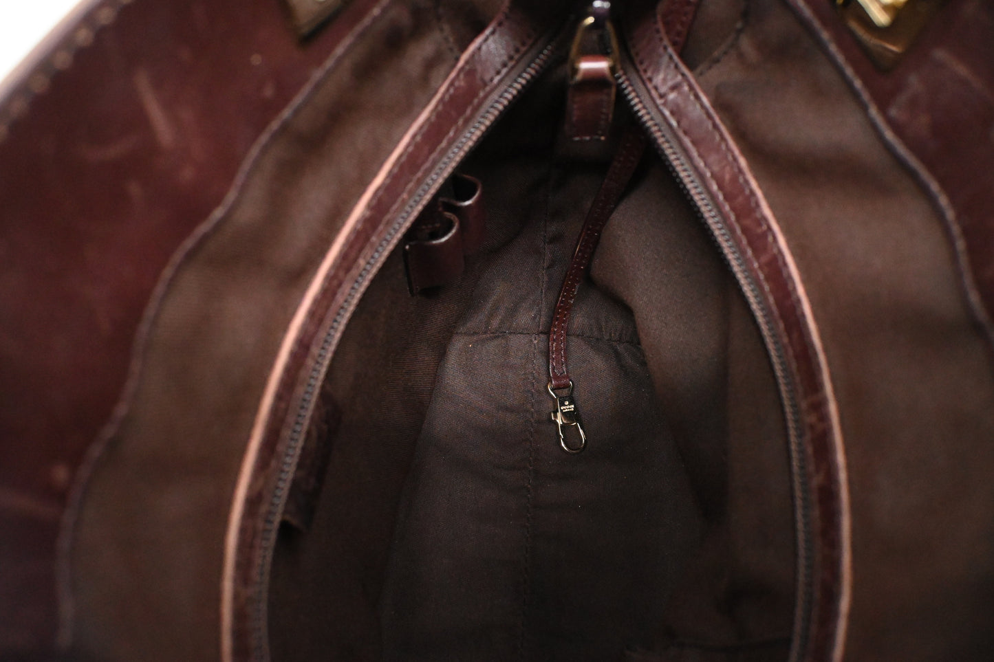 Gucci Hand Tote in Plum Guccissima Leather