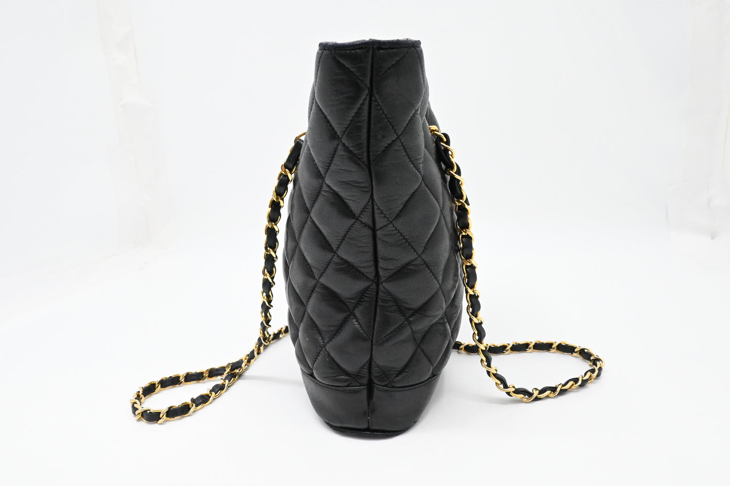 Chanel Chain Shoulder Bag in Black Leather