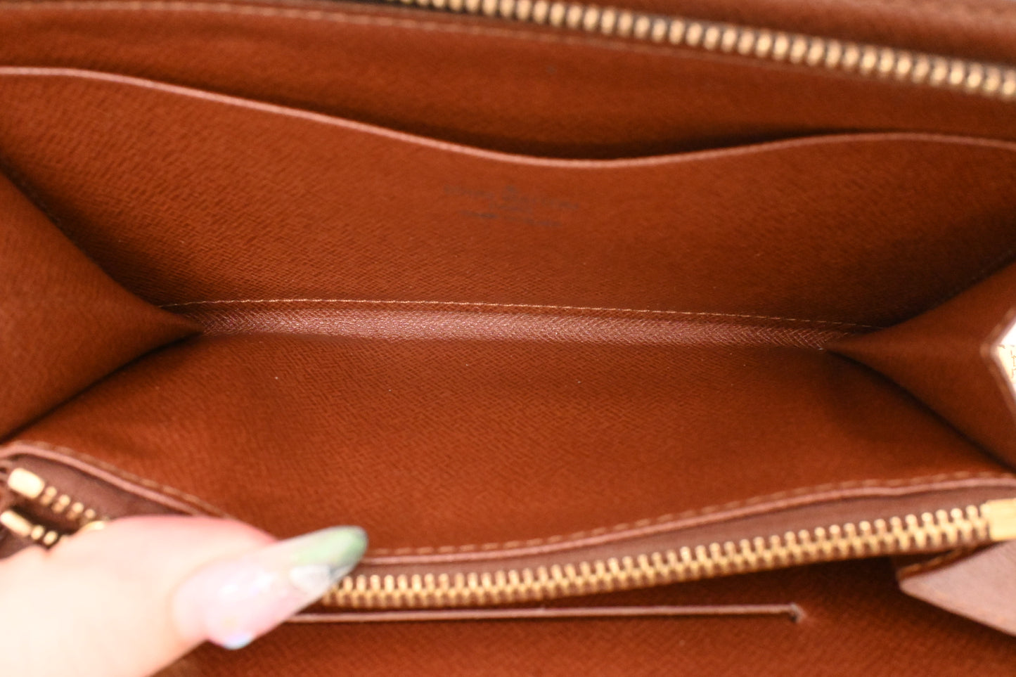 Louis Vuitton Long Zippy Wallet in Monogram Canvas