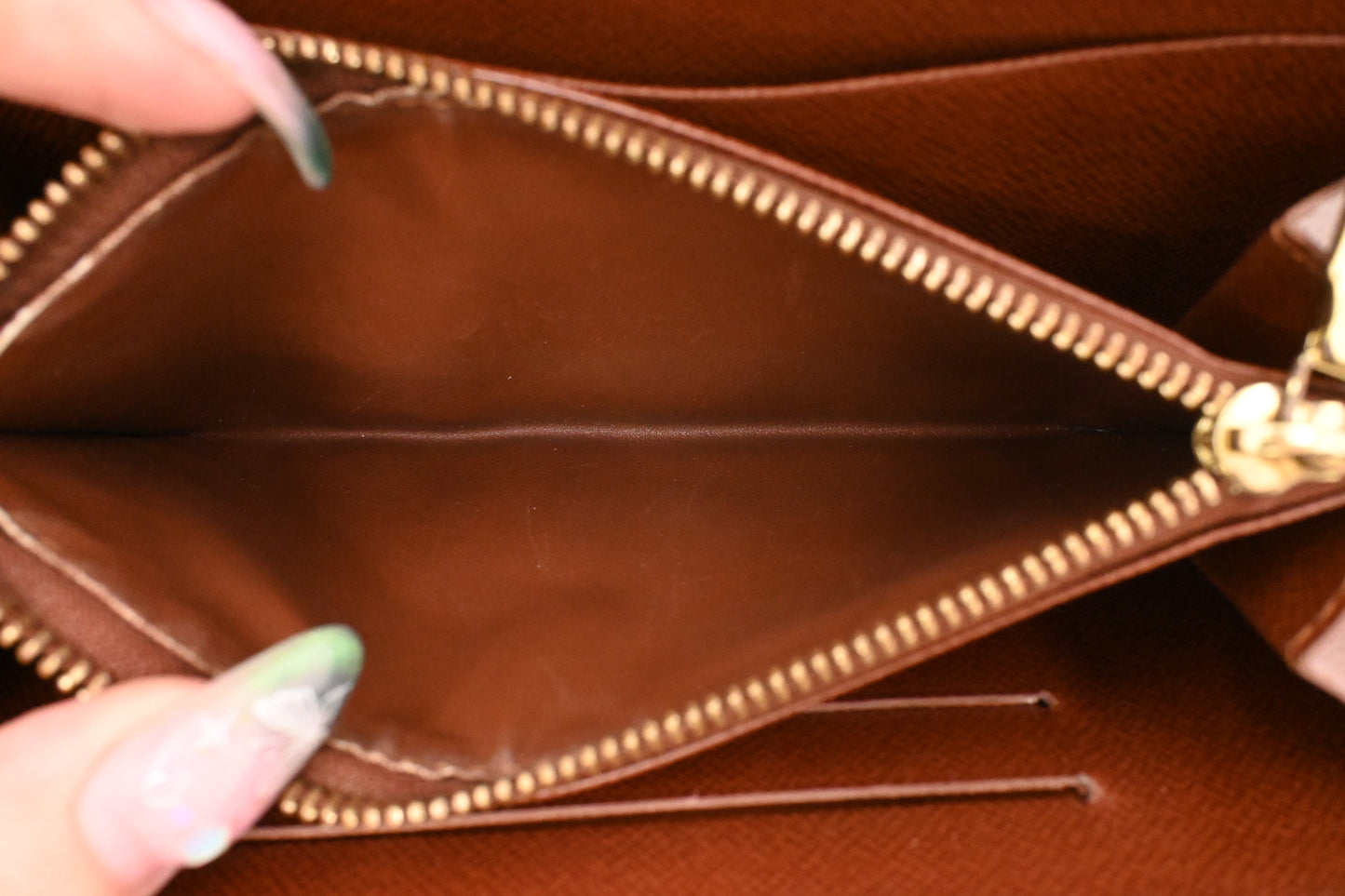 Louis Vuitton Long Zippy Wallet in Monogram Canvas