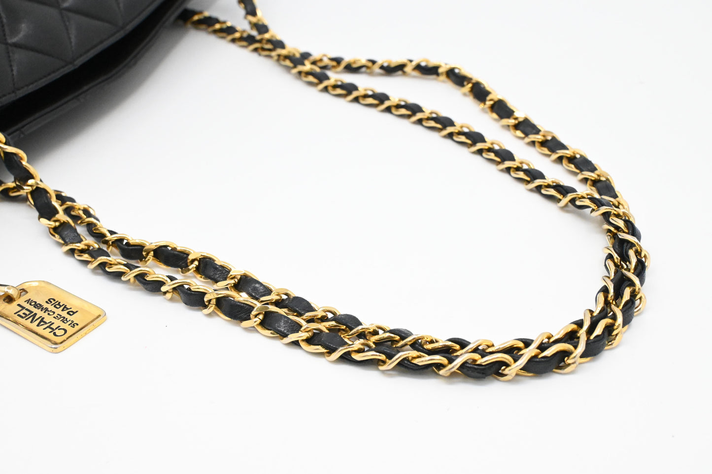 Chanel Chain Shoulder Bag in Black Leather