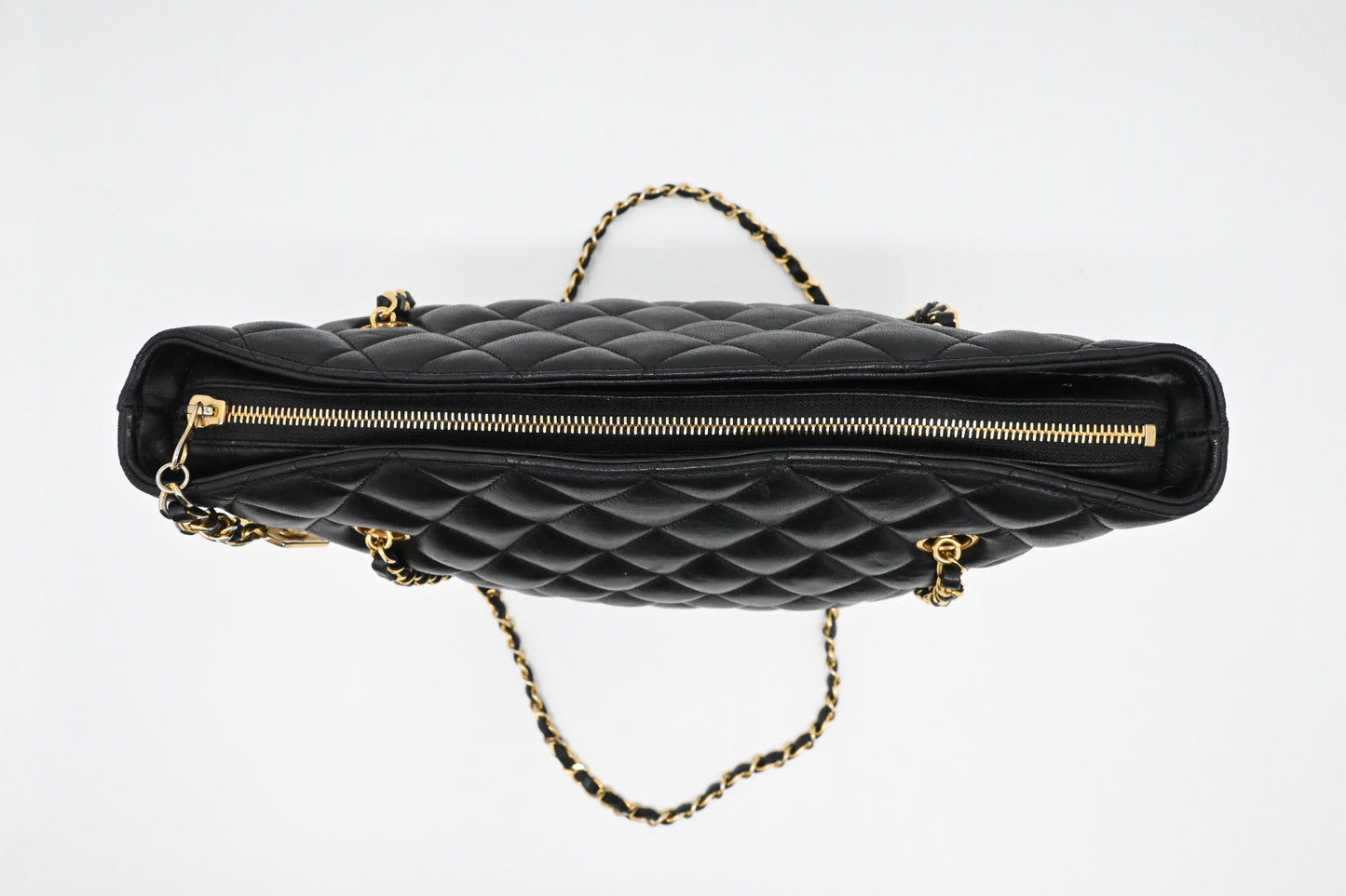 Chanel Chain Shoulder Bag in Black Leather