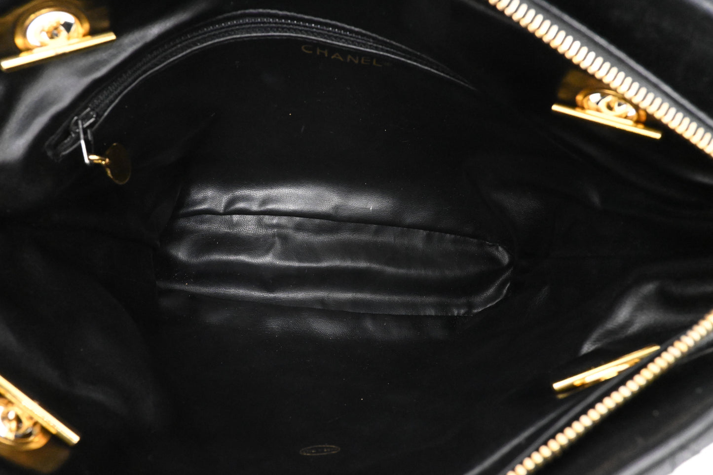 Chanel Chain Shoulder Bag in Black Leather