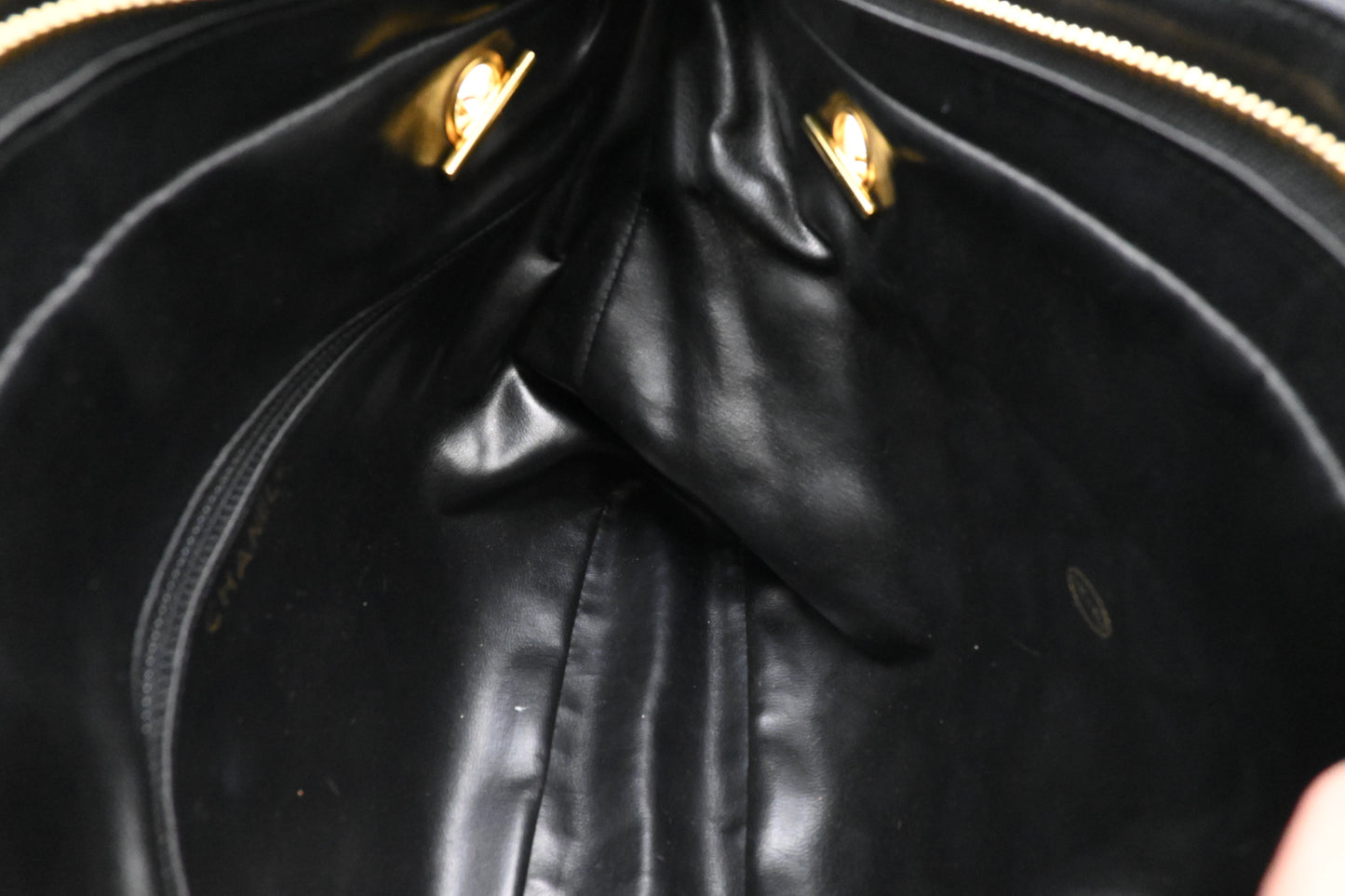 Chanel Chain Shoulder Bag in Black Leather