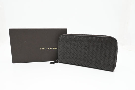 Bottega Veneta Zippy Wallet in Brown Intrecciato Leather