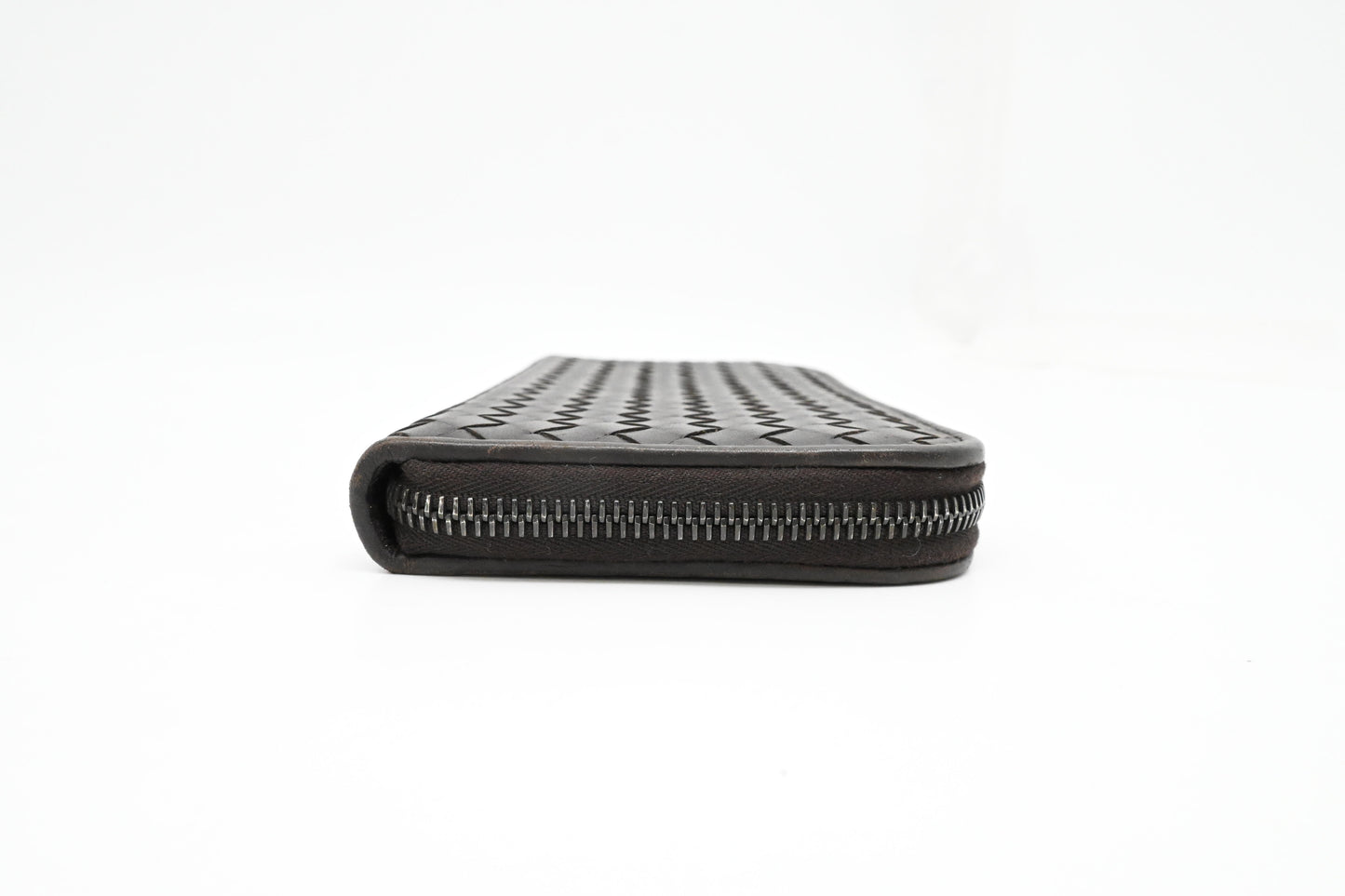 Bottega Veneta Zippy Wallet in Brown Intrecciato Leather
