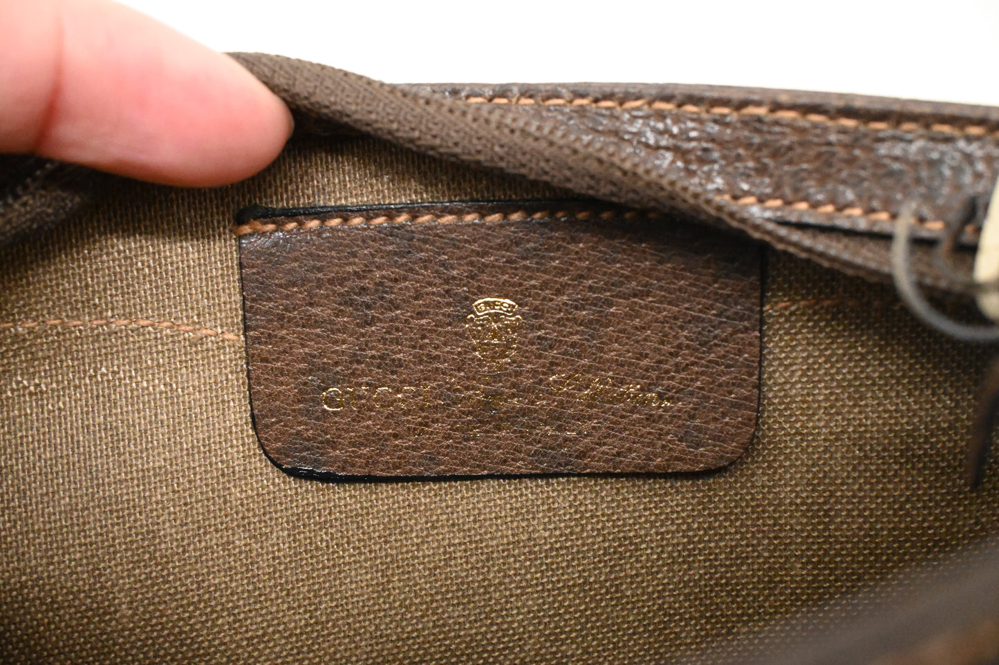 Gucci Pouch in GG Supreme Canvas